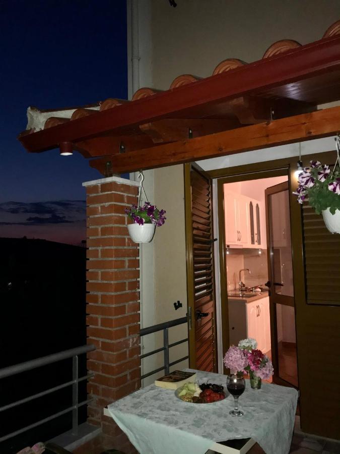 Vila Arlind Hotel Vlore Luaran gambar