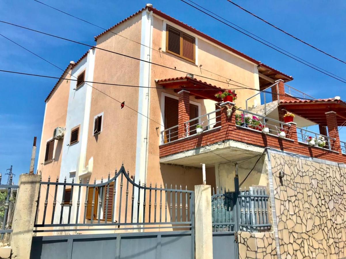 Vila Arlind Hotel Vlore Luaran gambar