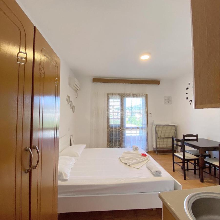 Vila Arlind Hotel Vlore Luaran gambar