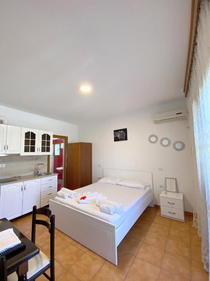 Vila Arlind Hotel Vlore Luaran gambar